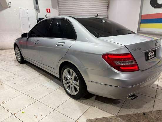 MERCEDES-BENZ-C 200-1.8 CGI AVANTGARDE 16V GASOLINA 4P AUTOMÁTICO MERCEDES-BENZ-C 200-2011