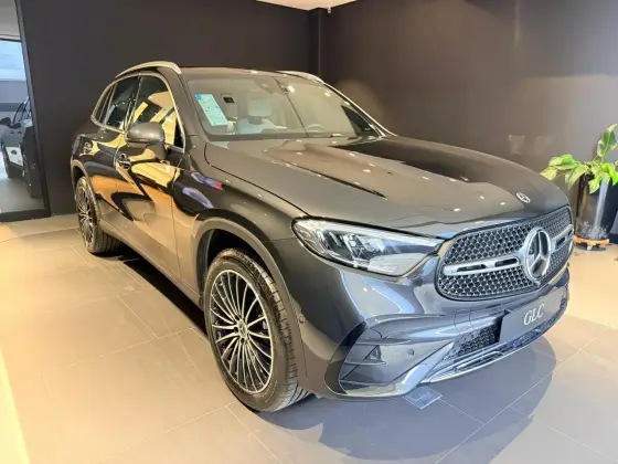 MERCEDES-BENZ GLC 300 2.0 MHEV AMG LINE 4MATIC 9G-TRONIC