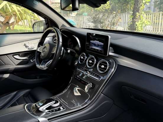 MERCEDES-BENZ-GLC 43 AMG-2018