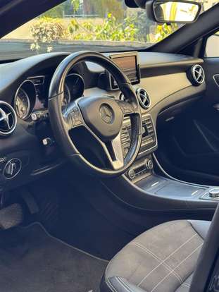 MERCEDES-BENZ-GLA 200-2014
