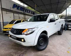 MITSUBISHI L200 TRITON 2.4 16V TURBO DIESEL GL CD 4X4 MANUAL MITSUBISHI L200 TRITON 2.4 16V TURBO DIESEL GL CD 4X4 MANUAL