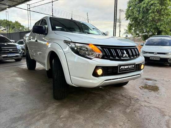 MITSUBISHI-L200 TRITON-2.4 16V TURBO DIESEL GL CD 4X4 MANUAL MITSUBISHI-L200 TRITON-2022