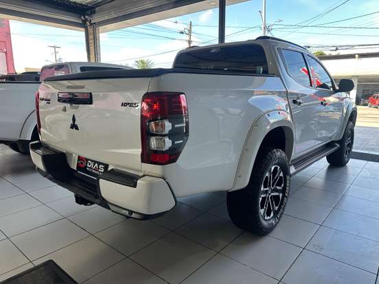 MITSUBISHI-L200 TRITON-2022