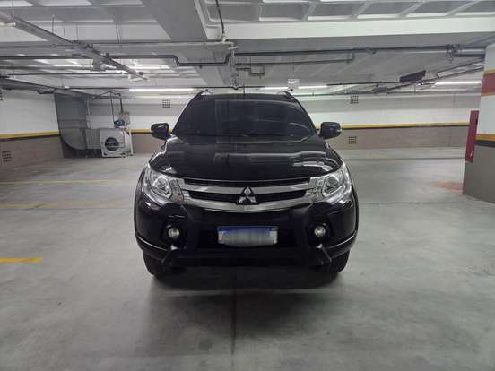 MITSUBISHI-L200 TRITON-2.4 16V TURBO DIESEL OUTDOOR HPE-S CD 4X4 AUTOMÁTICO MITSUBISHI-L200 TRITON-2021