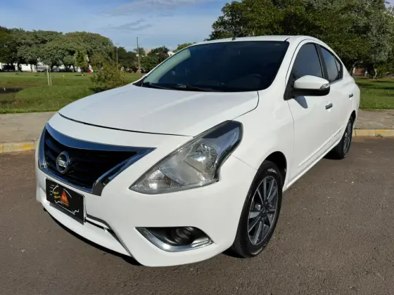 NISSAN VERSA 1.6 16V FLEXSTART UNIQUE 4P XTRONIC