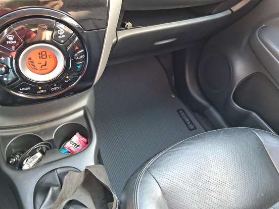 NISSAN-VERSA-2017