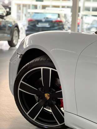 PORSCHE-718-2020