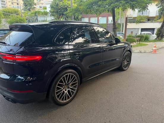 PORSCHE-CAYENNE-3.0 V6 E-HYBRID PLATINUM EDITION AWD TIPTRONIC S PORSCHE-CAYENNE-2022
