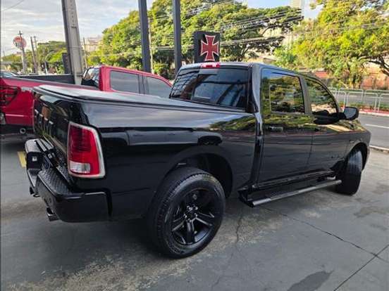 RAM-CLASSIC-5.7 V8 GASOLINA LARAMIE NIGHT EDITION CD 4X4 AUTOMÁTICO RAM-CLASSIC-2022
