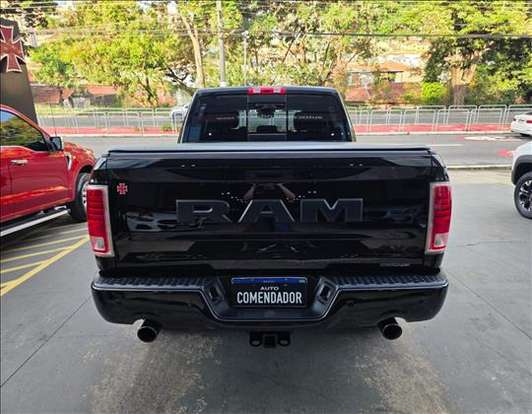 RAM-CLASSIC-5.7 V8 GASOLINA LARAMIE NIGHT EDITION CD 4X4 AUTOMÁTICO RAM-CLASSIC-2022