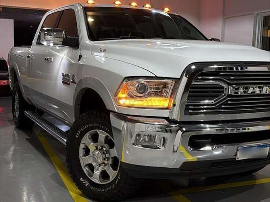 RAM-2500-6.7 LARAMIE 4X4 CD I6 TURBO DIESEL 4P AUTOMÁTICO RAM-2500-2016
