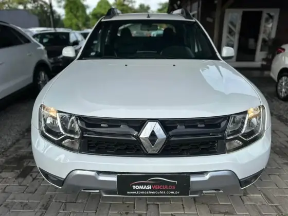 RENAULT DUSTER OROCH 1.6 16V SCE FLEX DYNAMIQUE MANUAL RENAULT DUSTER OROCH 1.6 16V SCE FLEX DYNAMIQUE MANUAL