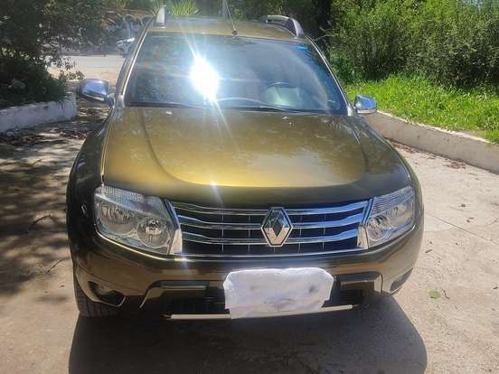 RENAULT-DUSTER-2014