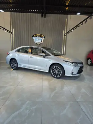 TOYOTA COROLLA 1.8 VVT-I HYBRID FLEX ALTIS PREMIUM CVT TOYOTA COROLLA 1.8 VVT-I HYBRID FLEX ALTIS PREMIUM CVT