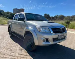 TOYOTA HILUX 3.0 SR 4X4 CD 16V TURBO INTERCOOLER DIESEL 4P MANUAL TOYOTA HILUX 3.0 SR 4X4 CD 16V TURBO INTERCOOLER DIESEL 4P MANUAL