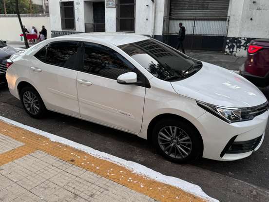 TOYOTA-COROLLA-2017