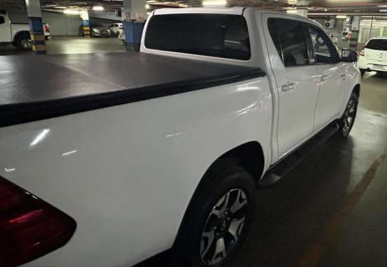 TOYOTA-HILUX-2019
