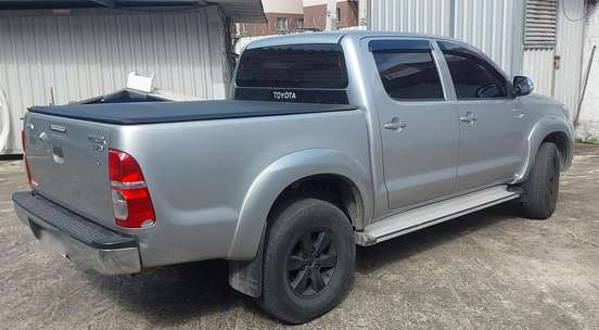 TOYOTA-HILUX-2014