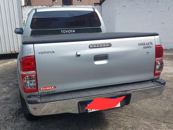 TOYOTA-HILUX-2.7 SRV 4X2 CD 16V FLEX 4P AUTOMÁTICO TOYOTA-HILUX-2014
