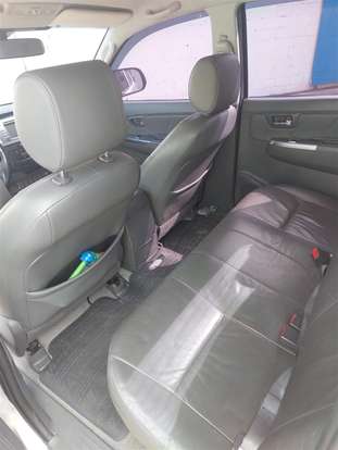 TOYOTA-HILUX-2.7 SRV 4X2 CD 16V FLEX 4P AUTOMÁTICO TOYOTA-HILUX-2014