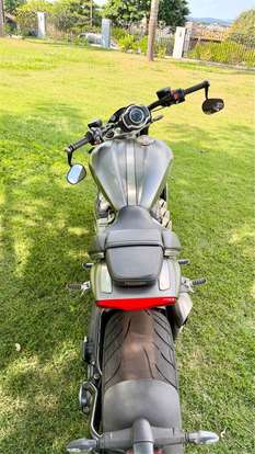 TRIUMPH-ROCKET III R-2022