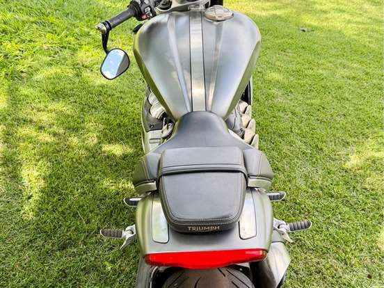 TRIUMPH-ROCKET III R TRIUMPH-ROCKET III R-2022
