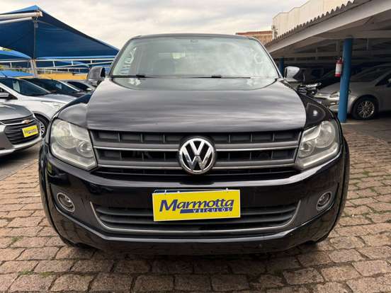 VOLKSWAGEN-AMAROK-2013