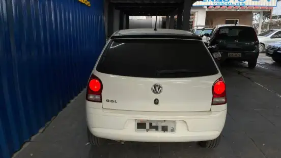 VOLKSWAGEN-GOL-2011