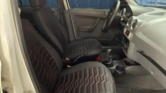 VOLKSWAGEN-GOL-2011