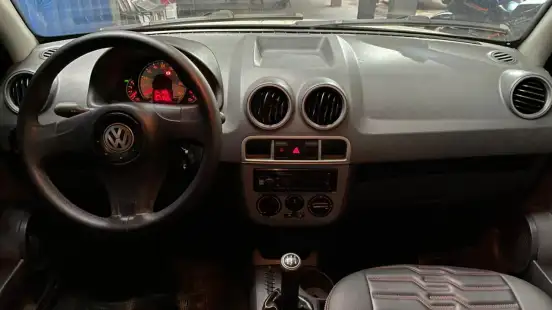 VOLKSWAGEN-GOL-2011