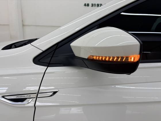 /en/city-tijucas/cate-car-used-car/volkswagen-nivus-2025-1-0-200-tsi-total-flex-highline-automatic-48125813938258944/-13
