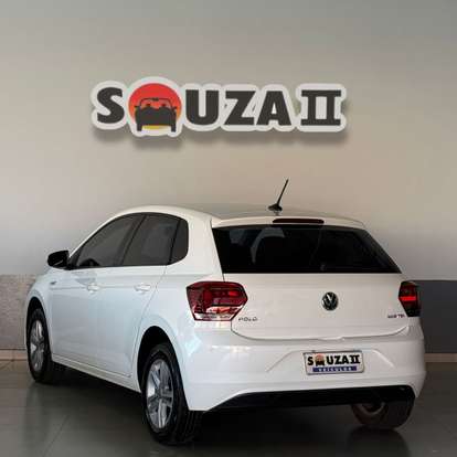 VOLKSWAGEN-POLO-2021