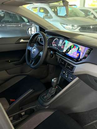 VOLKSWAGEN-POLO-2021