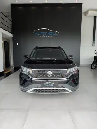 VOLKSWAGEN-TAOS-2023