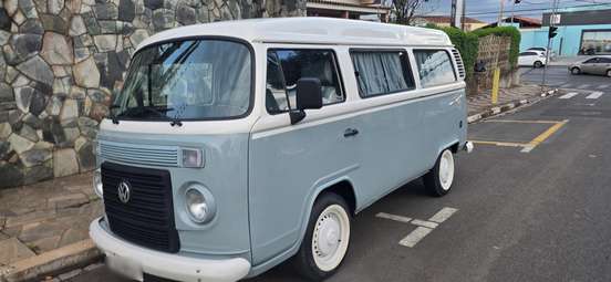 VOLKSWAGEN-KOMBI-2014