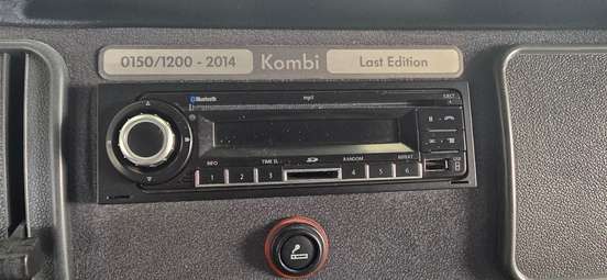 VOLKSWAGEN-KOMBI-2014