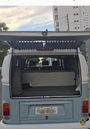 VOLKSWAGEN-KOMBI-2014