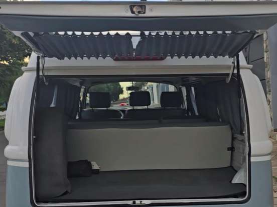 VOLKSWAGEN-KOMBI-1.4 LAST EDITION 8V FLEX 4P MANUAL VOLKSWAGEN-KOMBI-2014