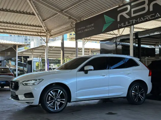 VOLVO XC60 2.0 T5 GASOLINA MOMENTUM AWD GEARTRONIC