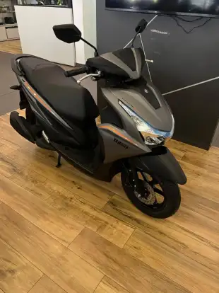 YAMAHA-FLUO 125 HYBRID CONNECTED ABS-2026