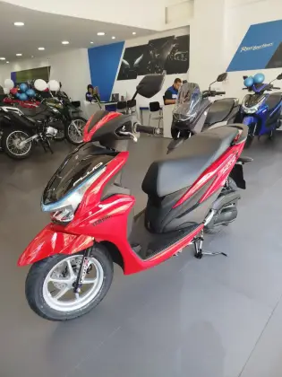 YAMAHA FLUO 125 HYBRID CONNECTED ABS 