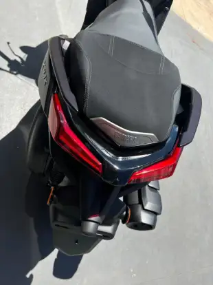 YAMAHA-XMAX 300 CONNECTED ABS-2026