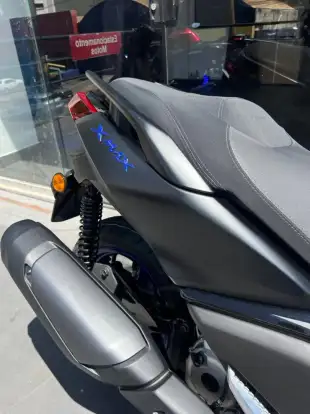 YAMAHA-XMAX 300 CONNECTED ABS-2026