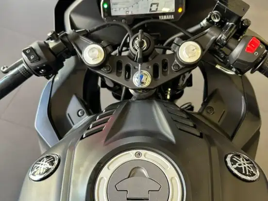 YAMAHA-YZF R15 YAMAHA-YZF R15-2026