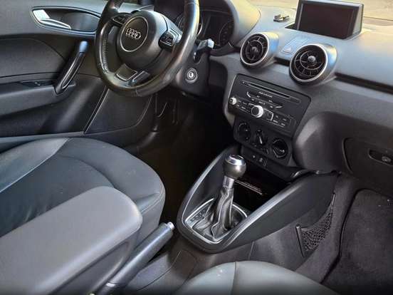 AUDI-A1-2011