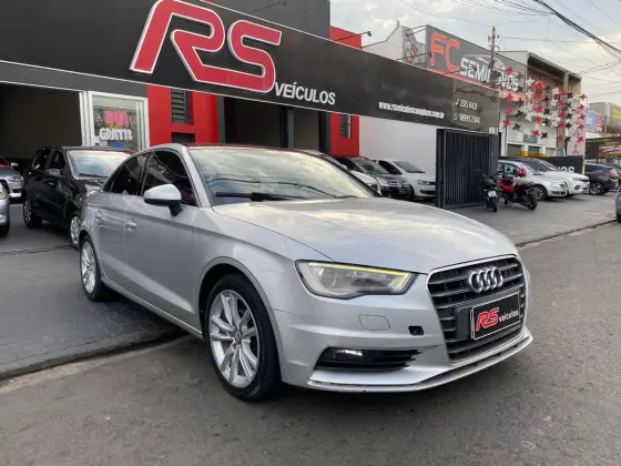 AUDI A3 1.8 TFSI SEDAN AMBITION 16V 180CV GASOLINA 4P AUTOMÁTICO