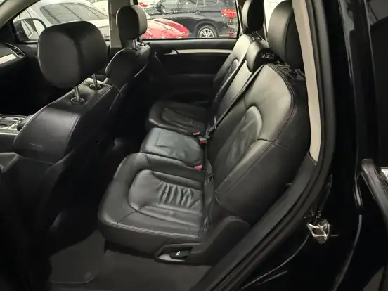 AUDI-Q7-2014