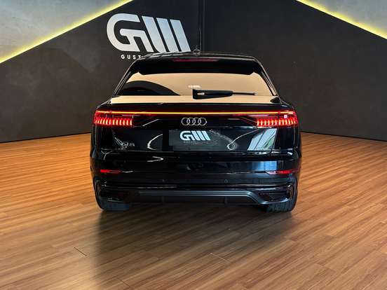 AUDI-Q8-3.0 TFSI GASOLINA PERFORMANCE BLACK QUATTRO TIPTRONIC AUDI-Q8-2022