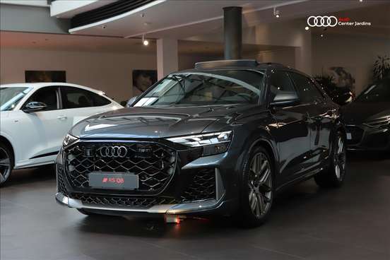 AUDI-RS Q8-2025