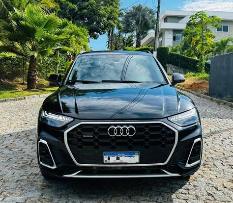 AUDI-Q5-2021